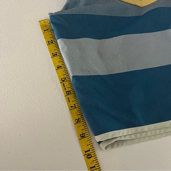 Quicksilver High Line Board Shorts Mens 33 **FLAW - Picture 11 of 11